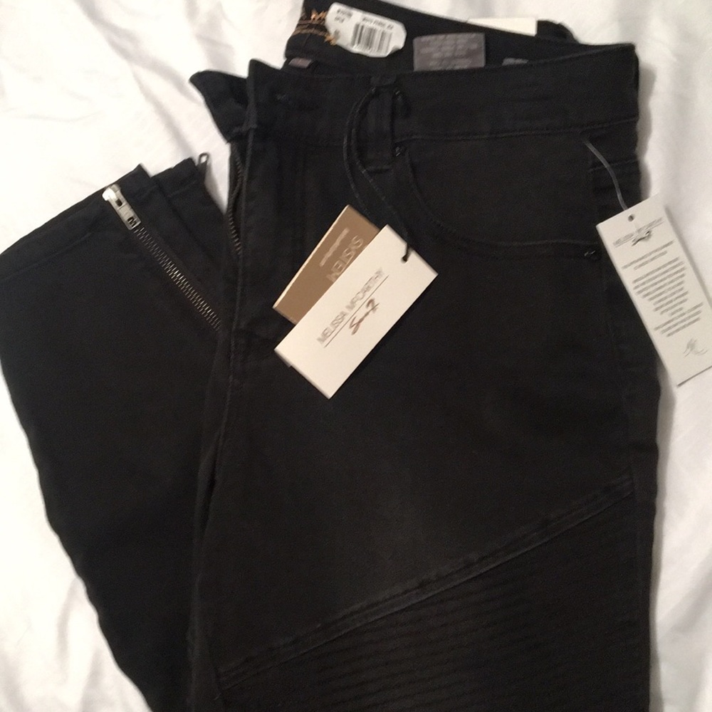 14W Melissa McCarthy Moto Pencil Jean BLACK